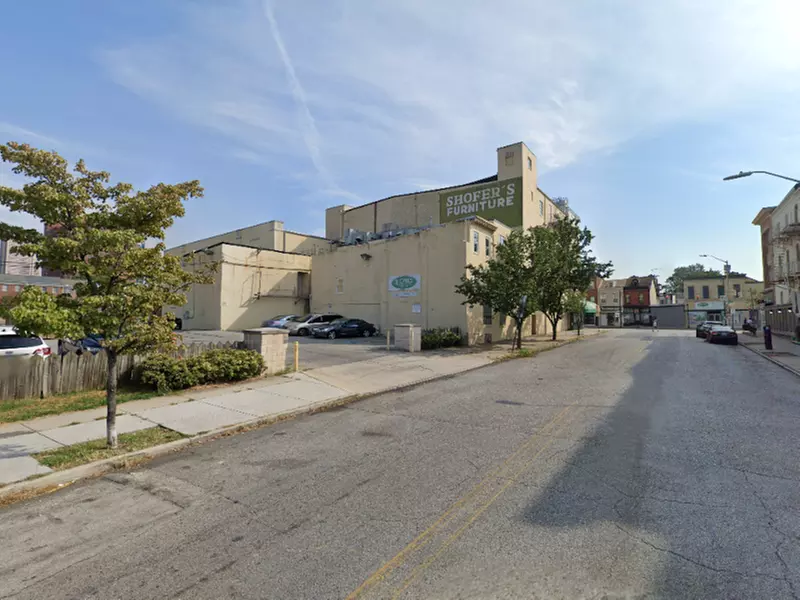 Parking at 930 S. Charles St. Lot