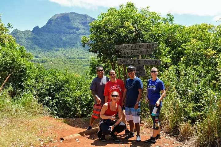 Private Waterfalls Hike and Swim in Lihue