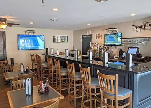 5% Cash Back at Little John's Pizza