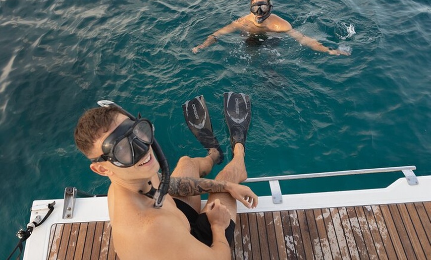 Image 38: Yate a vela privado por la Bahía de Palma y calas cercanas