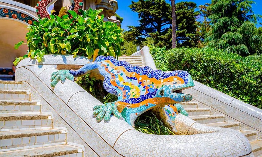 Image 3: Visita guiada sin colas al Parque Güell de Barcelona