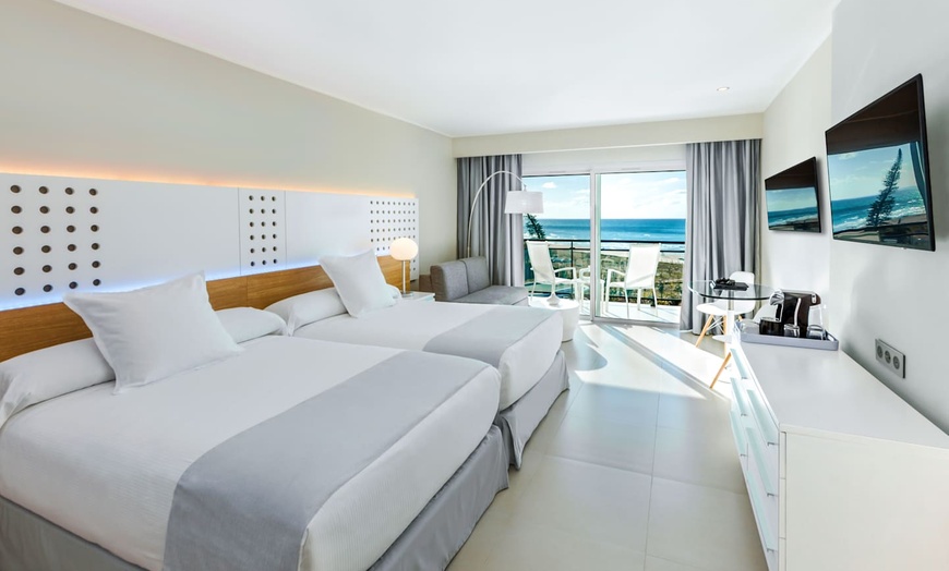 Image 4: ✈ CUBA | Varadero - Melia Internacional Varadero 5*, 5 nuit - Surcl...