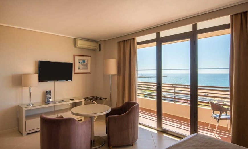 Image 6: ✈ ALGARVE | Vilamoura - Vila Galé Ampalius 4* - Bord de mer