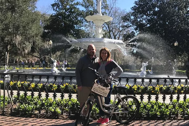 Historical Bike Tour of Savannah and Keep Bikes After Tour