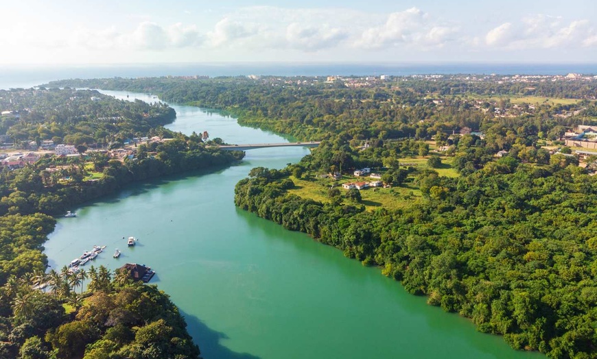 Image 5: ✈ KENYA | Mombasa - Réserves naturelles et plage au Kenya 3*, 10 no...