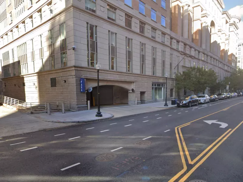 Parking at Square 4,5,6 Garage