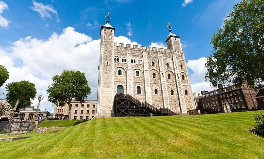 Image 21: Admission Ticket to The Tower of London & Crown Jewels Exhibition