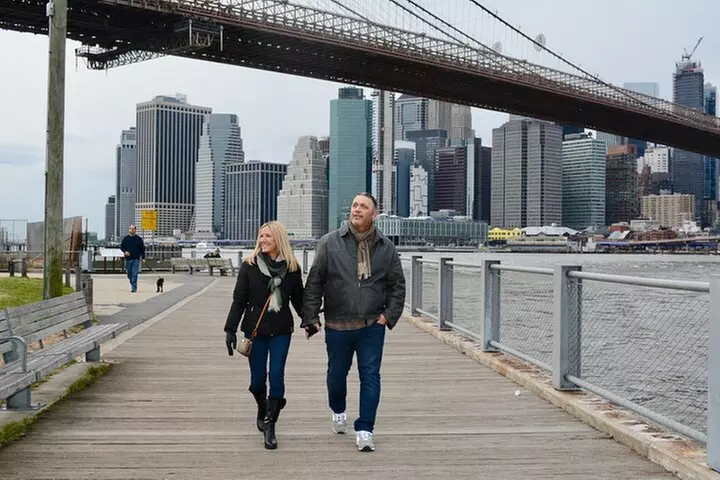 Private Tour of Brooklyn Bridge and neighborhoods with PhotoShoot - Primary Image