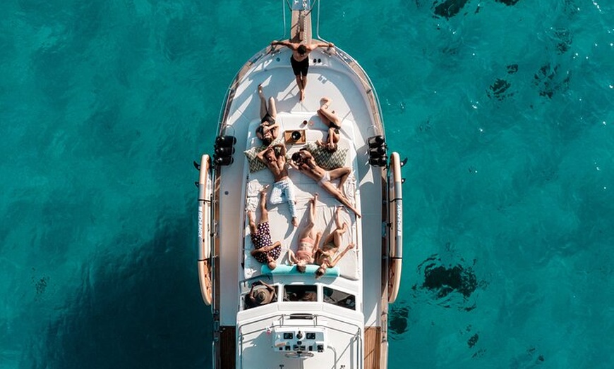 Image 2: Alquiler de barcos de medio día en yate tradicional balear en Ibiza