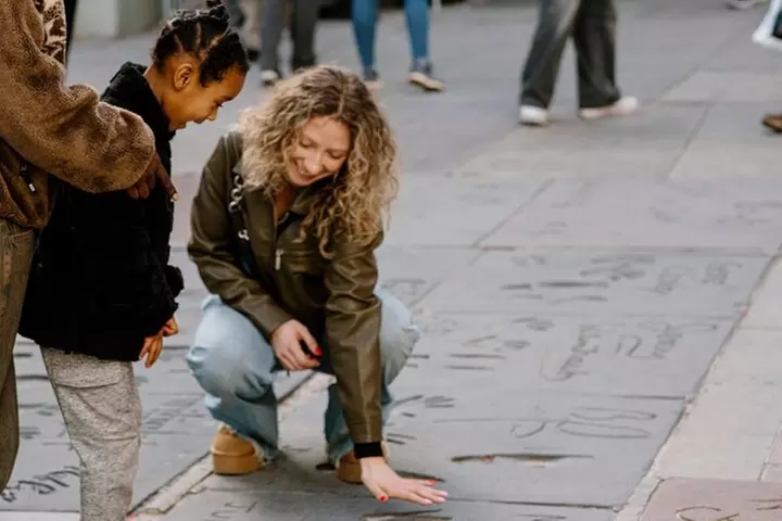 Bundle & Save: Celebrity Homes Tour with Hop-On Hop-Off Bus