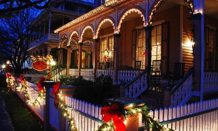 Image 2: Helen's Ghosts of Christmas Past Walking Tour