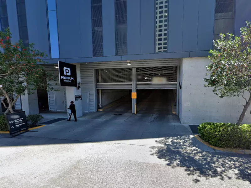 Parking at 930 Poydras St. Garage - P101