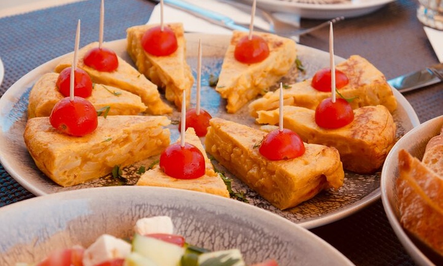 Image 13: Palma Mallorca Paseo en barco de lujo con todo incluido | Sup and S...