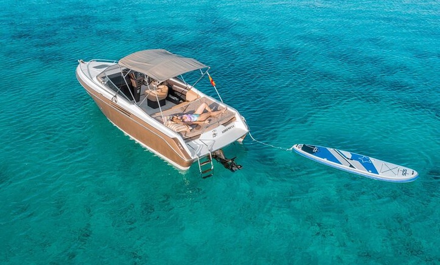 Image 6: Alquiler de Barco Privado para 5 Personas 8 Horas en Ibiza