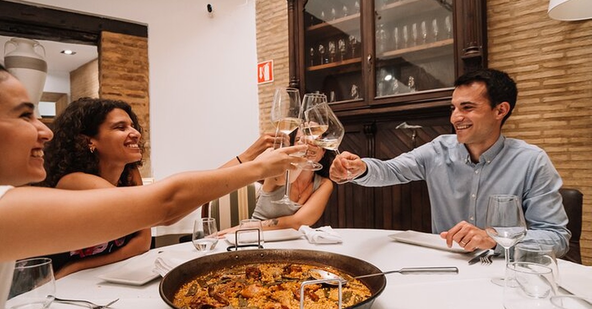 Tour gastronómico privado con catas y paella en Valencia