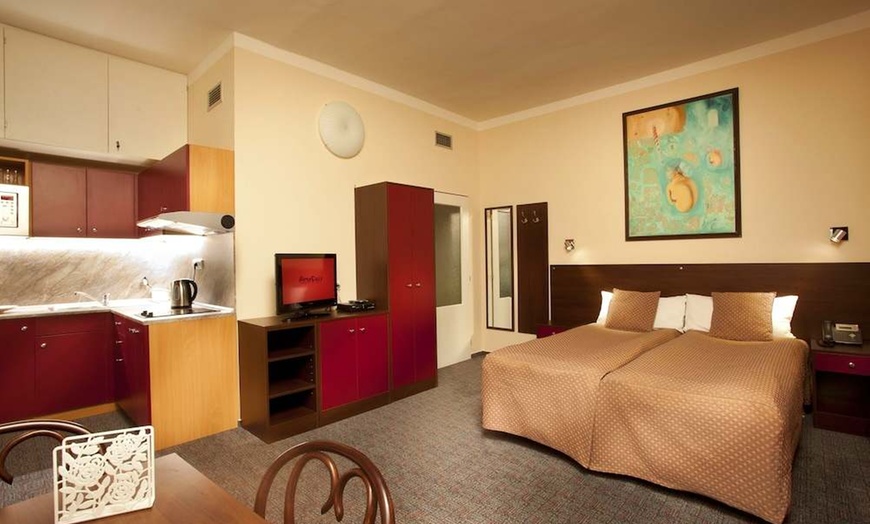 Image 4: ✈ REPUBBLICA CECA | Praga - Anyday Apartments 3* - Centro città