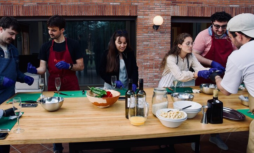 Image 4: Experiencia de cocina mediterránea en el retiro