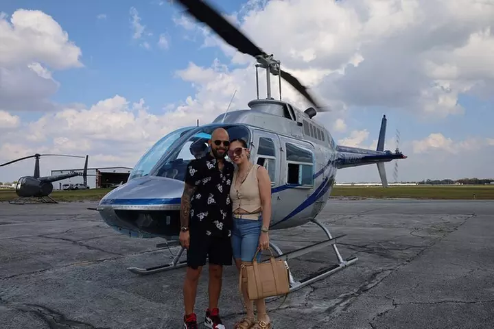 Family pack 77 Miles Helicopter Tour Fireworks & all Theme Parks