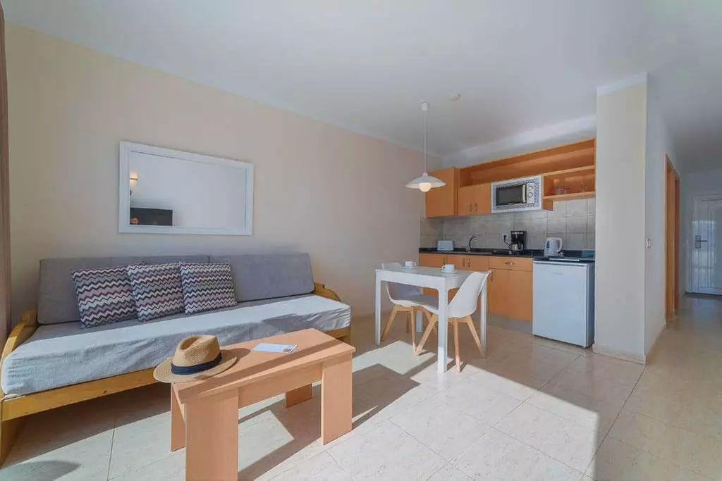 ✈ LANZAROTE | Costa Teguise - Hotel Siroco - Adults Only 3*, 4 nach...