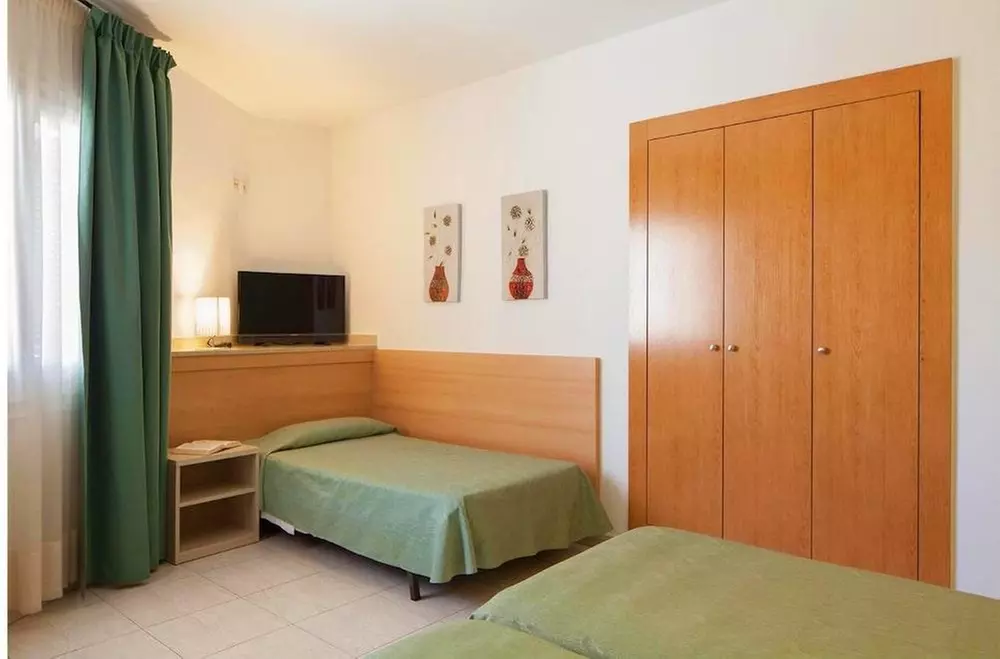 ✈ COSTA BRAVA | Lloret de Mar - Hotel Ninays 2*, 2 Nächte - Außenpool