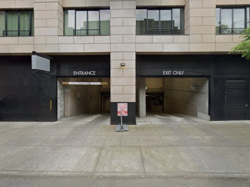 Parking at 756 SW. Jefferson St. Garage