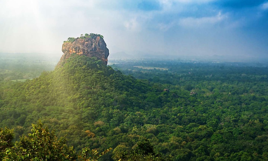 Image 2: ✈ SRI LANKA | Colombo - Entre culture et détente au Sri Lanka en 3 ...