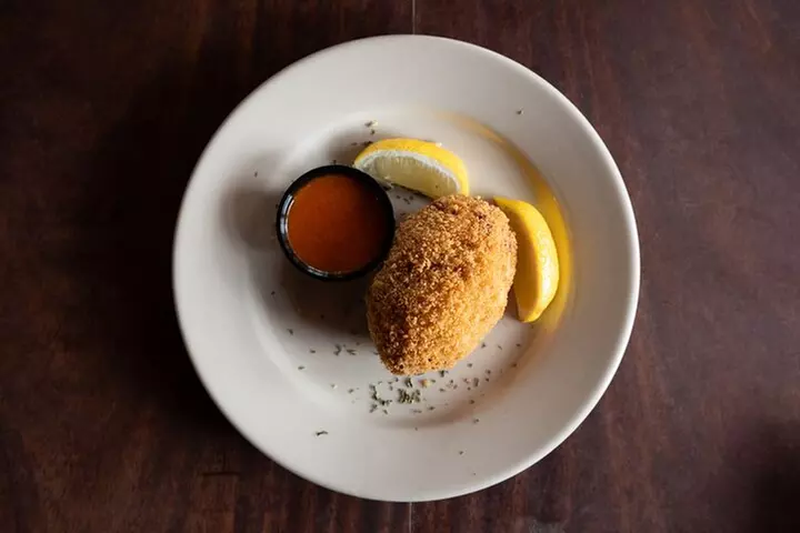 Tampa Food Tour with 5 Tastings of Local Favourites Classics - Primary Image