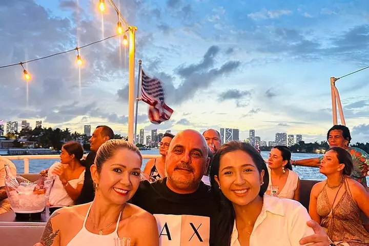 Miami Sunset Champagne Cruise with Skyline Views