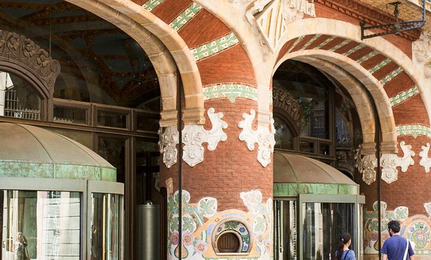 Image 6: Barcelona : una ruta cultural de enigmas en el popular barrio de El...