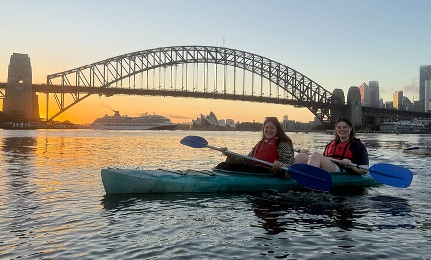 Image 8: Sydney Sunrise Kayak Couples Tour with Opera House Views