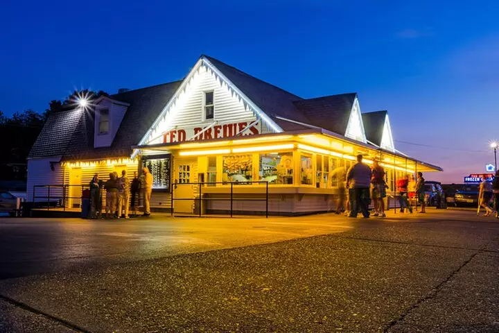 "StL's Best Sights and Bites" - Your Private Tour in St. Louis