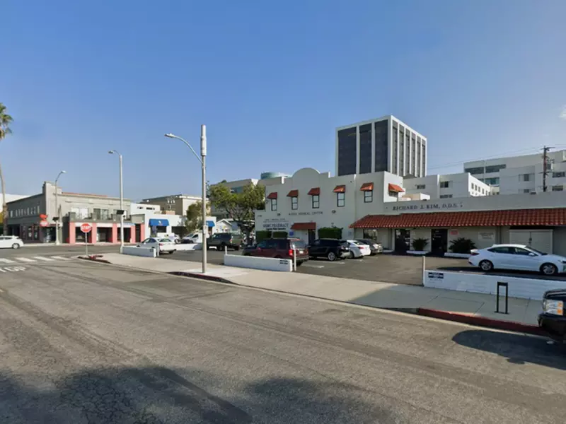 Parking at [SQ76] 1908 Santa Monica Blvd. Lot