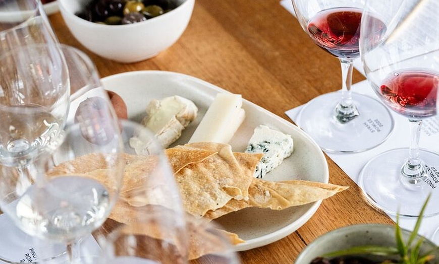 Image 6: Group Tasting Experience