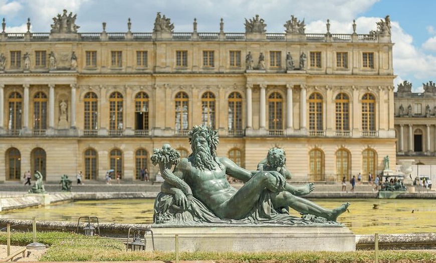 Image 2: Entrée du château Versailles Royal Passport avec Premium Add On