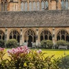 Image 1: Oxford: Harry Potter Tour with Hogwarts Student Guide