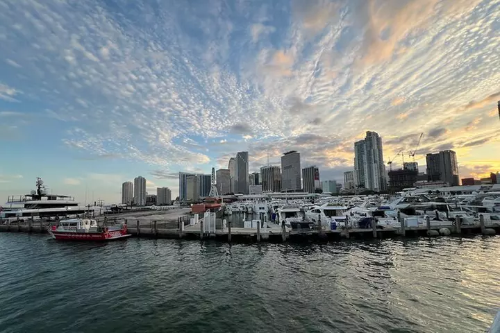 Miami Skyline Sunset Cruise with The Mojito Bar On board