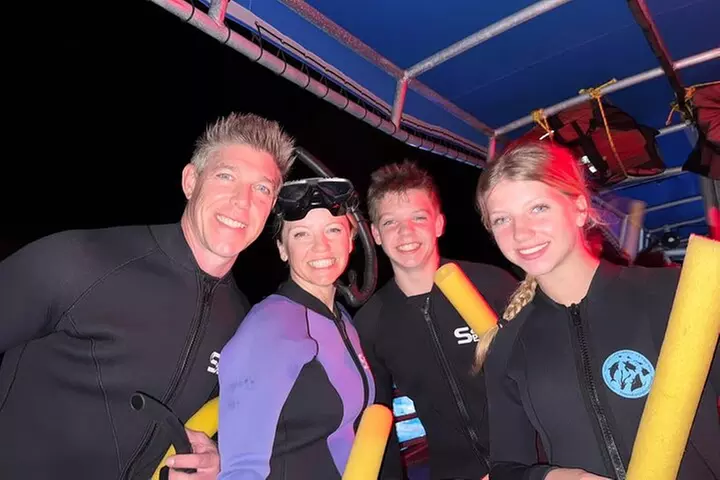 Manta Ray Night Snorkel Tour in Kailua-Kona, Big Island