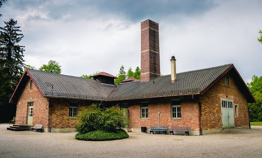 Image 7: Private Tour zur Gedenkstätte Dachau ab München