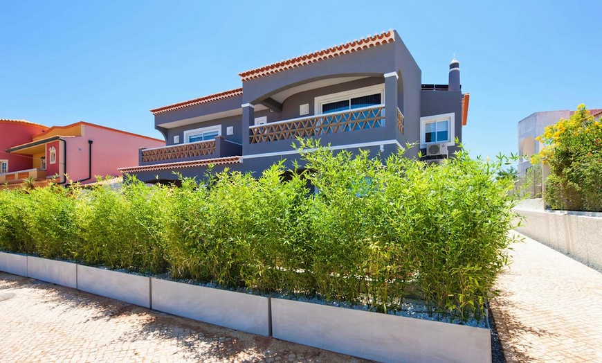 Image 4: ✈ ALGARVE | Lagos - Costa d'Oiro Ambiance Village 4*, 2 Nächte - Ci...