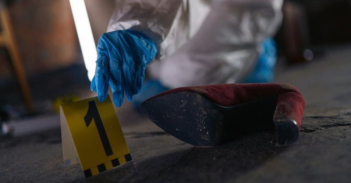 Juego de misterio y asesinato en la ciudad de Barcelona