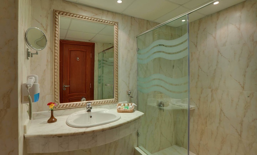 Image 8: ✈ EGYPTE | Hurghada - Titanic Aqua Park Resort - Families and Coupl...