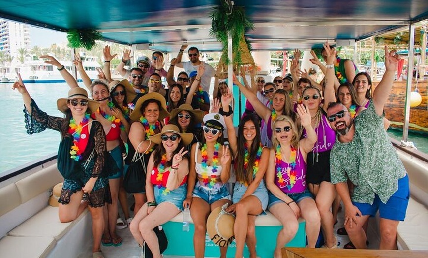 Image 16: Crucero por la playa y deportes acuáticos, tapas, bebidas y frutas.