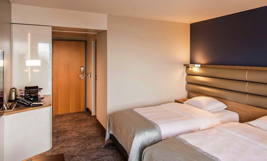 Image 3: ✈ SUISSE | Lausanne - Mövenpick Lausanne 4*, 2 nuit