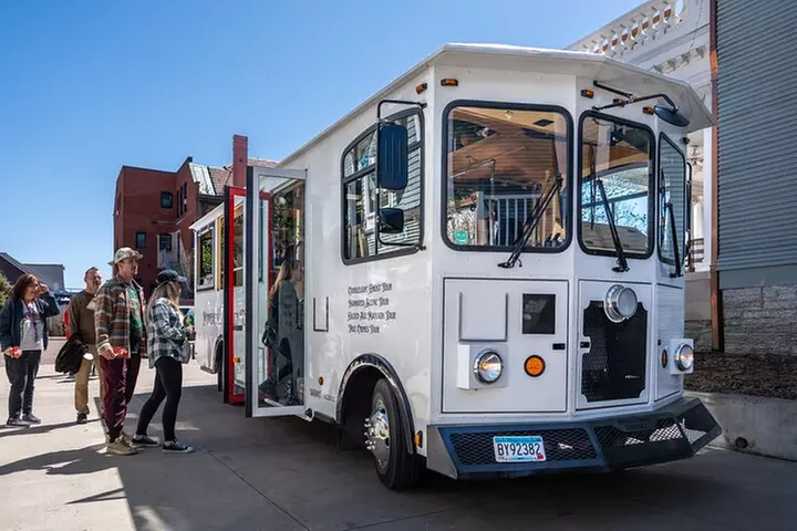 Minneapolis Narrated Scenic Sightseeing Trolley Tour - Primary Image