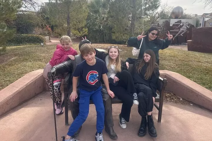 St. George Scavenger Hunt Walking Activity - Primary Image