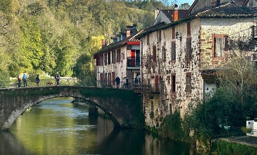 Image 2: Explorez Biarritz: Visite privée de 3 jours en minivan