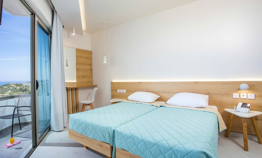 Image 4: ✈ RHODES | Faliraki - Venezia Resort 4*, 3 nights - Gym