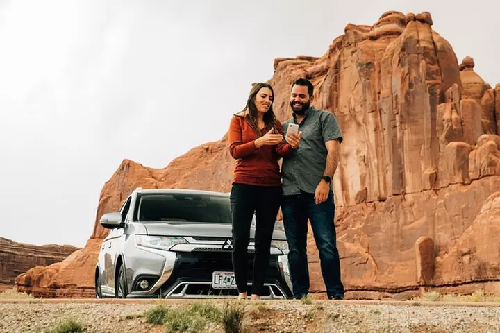 Moab Bundle: Arches Canyonlands, and La Sal Self-Guided Tours
