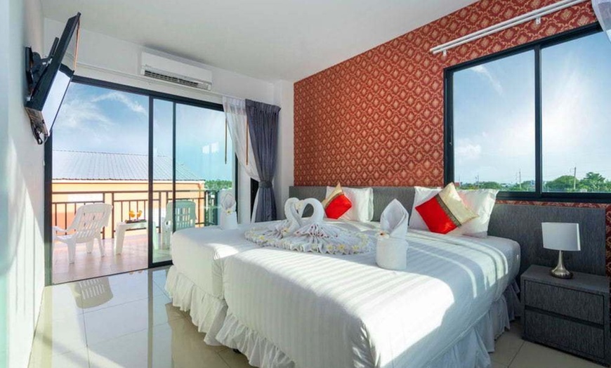 Image 128: ✈ POŁUDNIOWA TAJLANDIA | Phuket - The Thames Pool Access Resort 4* ...