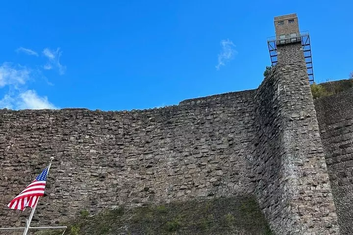 Below The Falls: Niagara River USA Private Car Tour